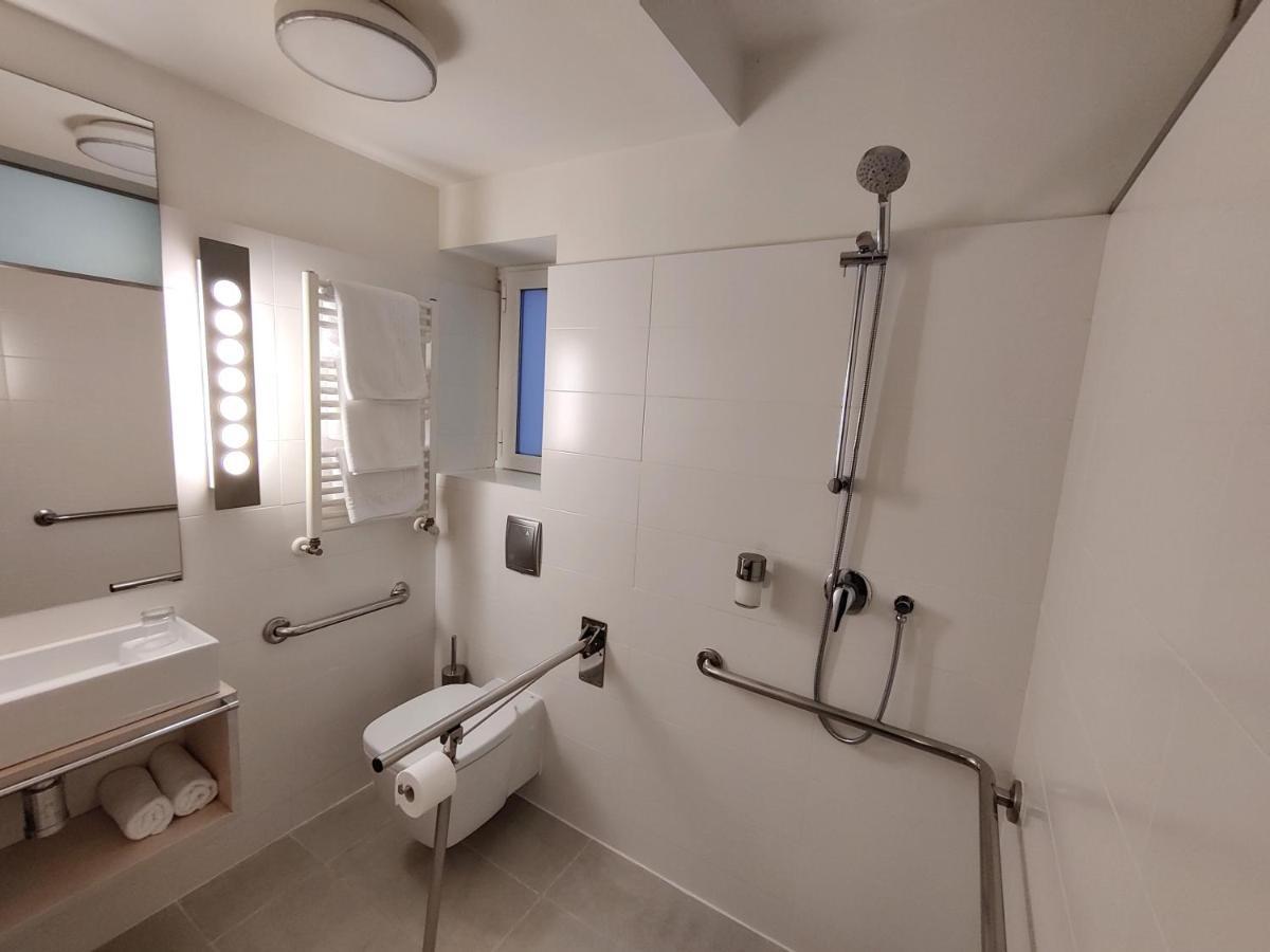 Hotel Boreal Viento Norte Бургос Экстерьер фото
